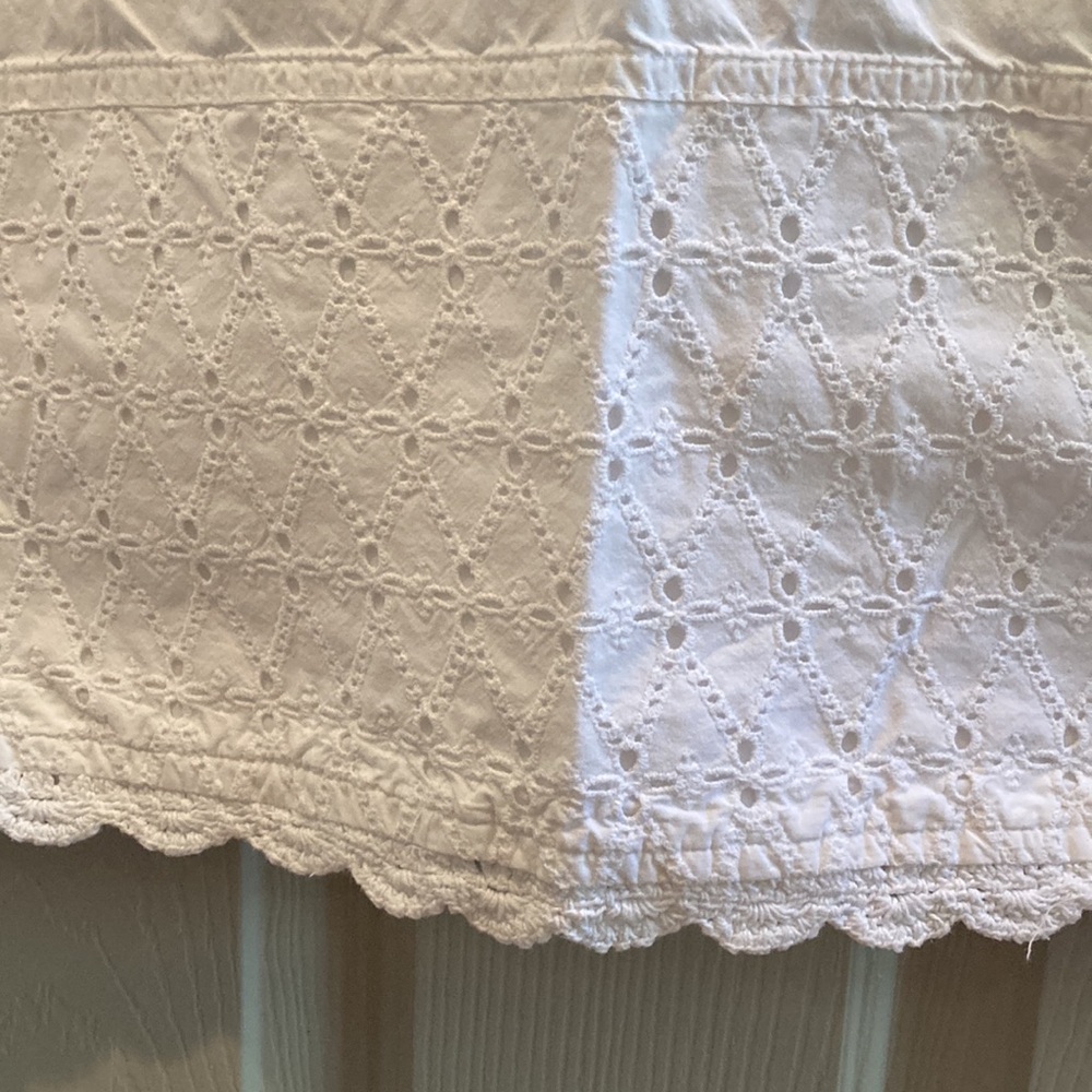 EUC Sundance king size pillow cases (2) - Picture 2 of 7